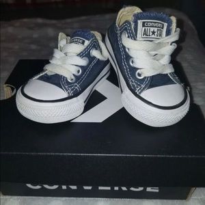 Baby converse size 2